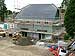 H+H UK�s revolutionary R� House system has been speeding the construction of 14 houses for Hillreed Homes at Gwynne Gardens, East Grinstead.  R� House is a modern masonry construction, which utilises teams of expert installers who work quickly and efficiently to complete the, weatherproof, high quality masonry shell of a house.  First fix trades can then start work inside while the brickwork facings are still going up.