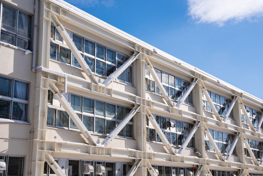 Fortifying Foundations: Cutting-Edge Innovations in Seismic Retrofitting