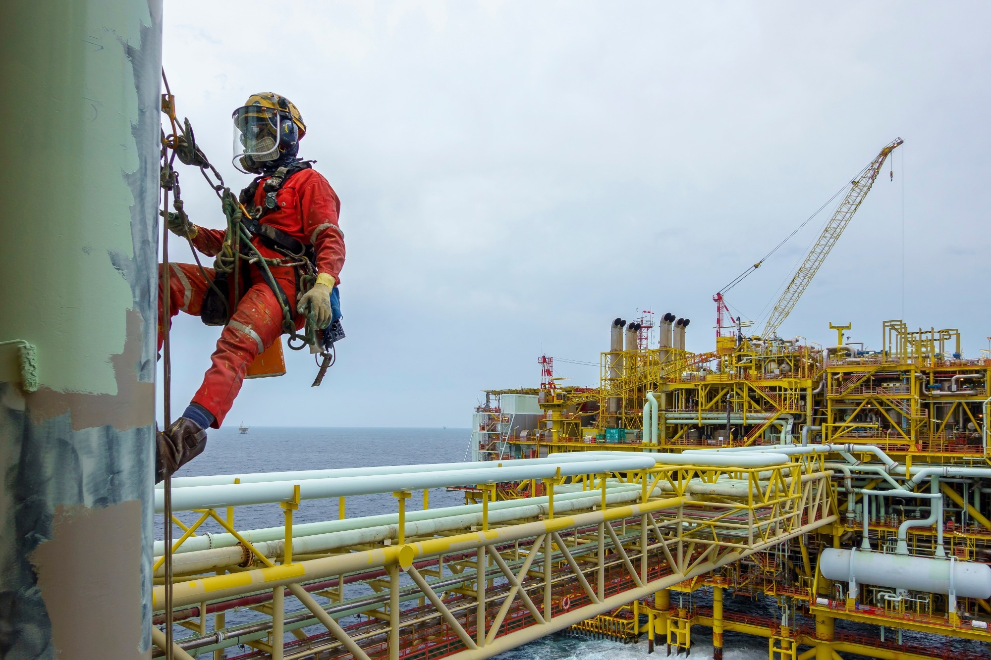 How is Smart PPE Transforming Safety on Construction Sites?