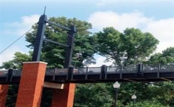 Creating a Composite Bridge Deck for a Suspension Bridge
