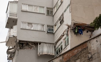 Rapid Seismic Damage Prediction of Buildings Rooted on Structural Strength