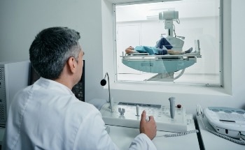 Modular Control Booth vs. Traditional Construction: What's Best for Shielding in Medical Facilities?