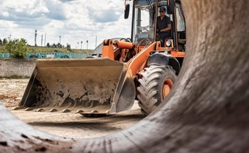 Evaluating Construction Equipment Suppliers: Sustainability Certifications and Compliance Standards