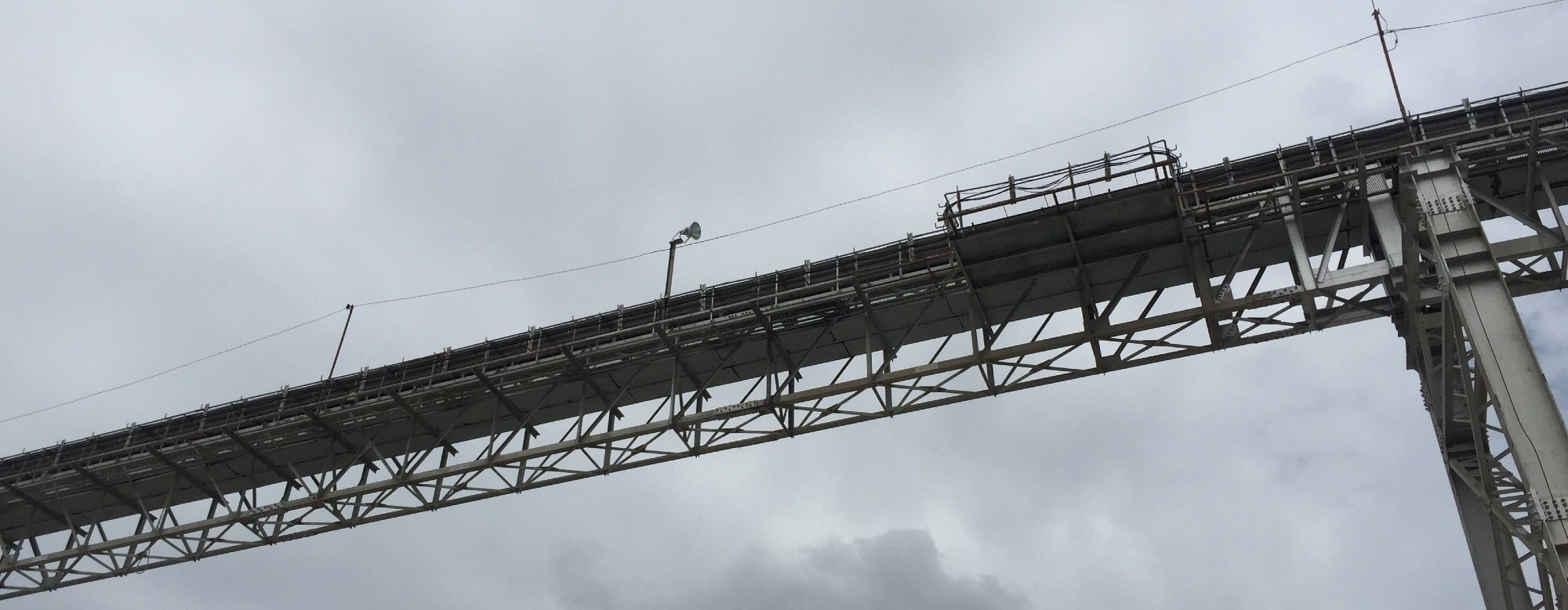 Magnetic Robots for Steel Bridge Maintenance