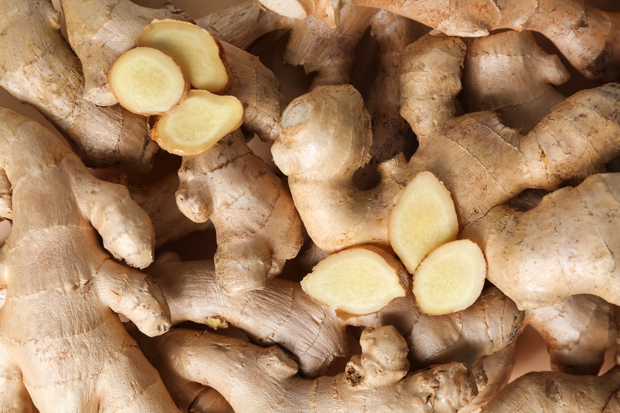 Fresh ginger roots.