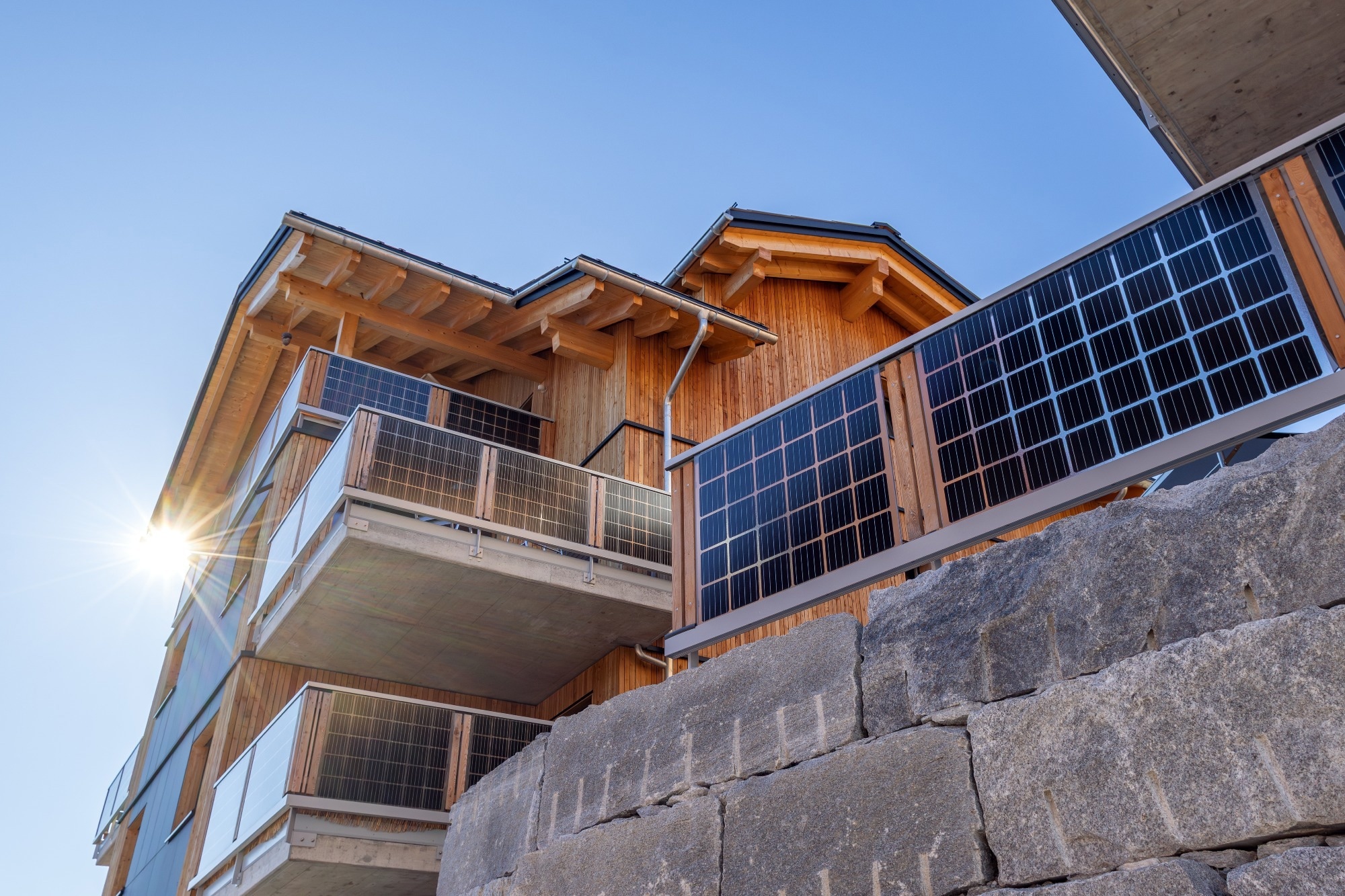 Balcony railings with solar facade collectors