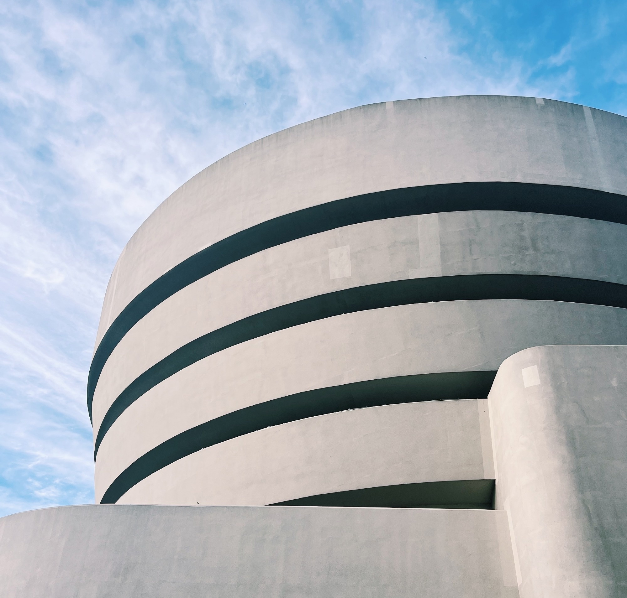 Multifractal Analysis Measures Complex Geometries in Historic Architecture