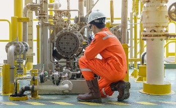 Construction Industry Aims for 30 % CO2 Reduction by 2030: Expert Explains How to Advance Sustainability