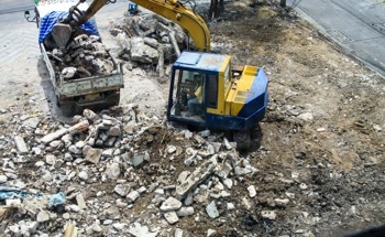 Reinforcing Concrete with Plastic and CDW for Durability