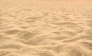 Researchers Grow Sand-Like Materials in Seawater Using CO2 and Electricity