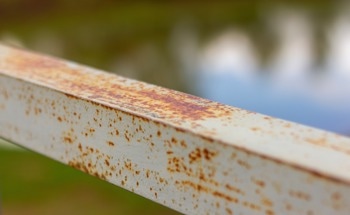 New Dual-Layer Coating Method Shows Promising Results for Corrosion Protection of Iron