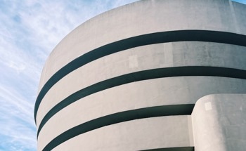 Multifractal Analysis Measures Complex Geometries in Historic Architecture